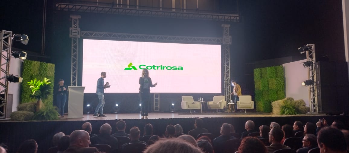 LANÇAMENTO DA LOGOMARCA DA COTRIROSA